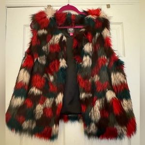 Vince Camuto Faux Fur Mutlticolor Vest in size Medium